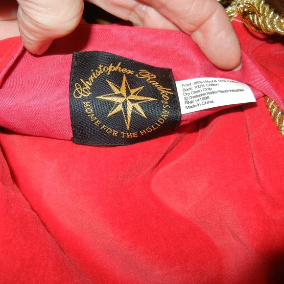 2 NWT BEautiful HOLIDAY Needlepoint Christmas Stockings Red & Gold - Retired - Picture 4 of 4